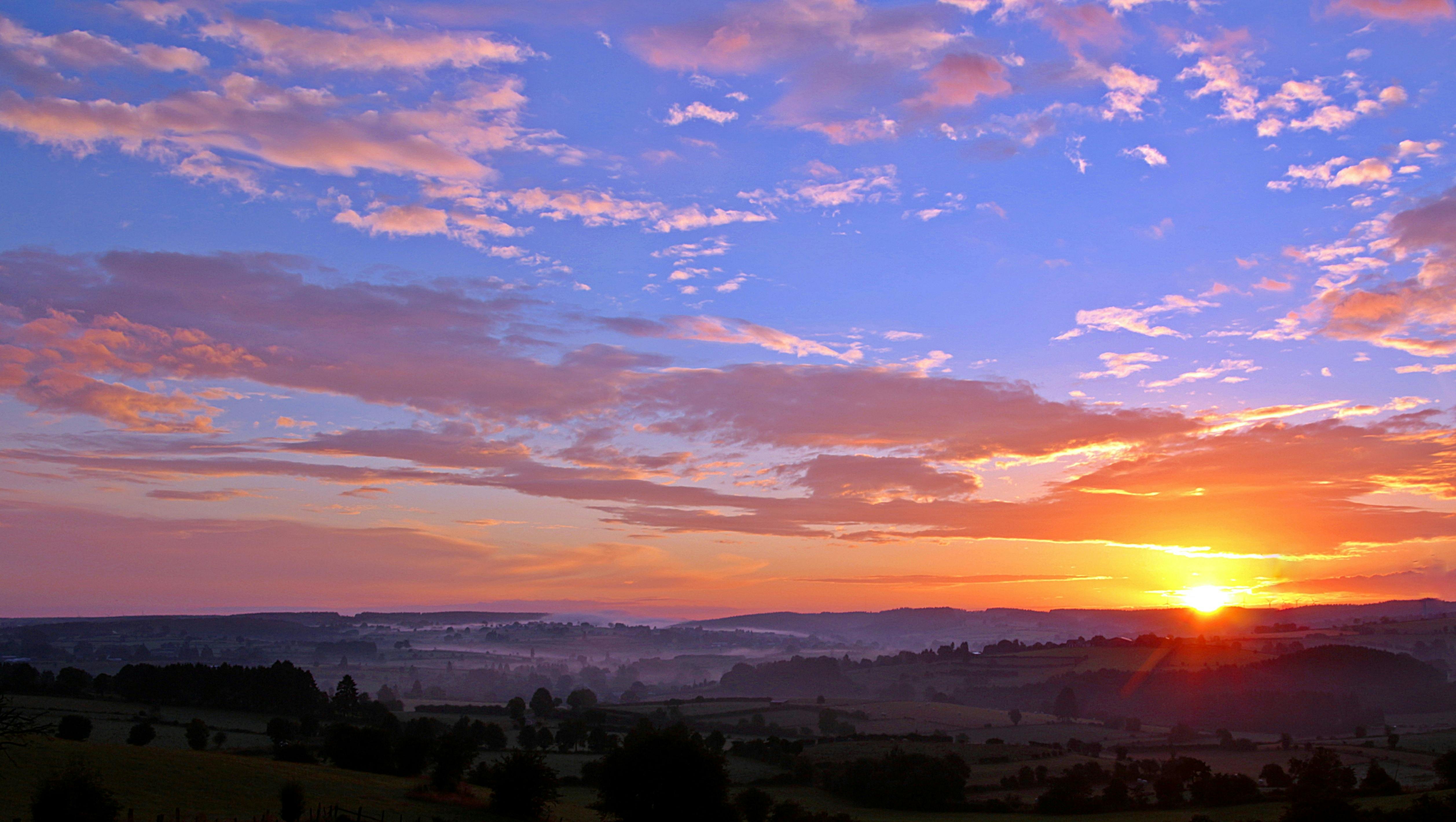 sunrise natural light